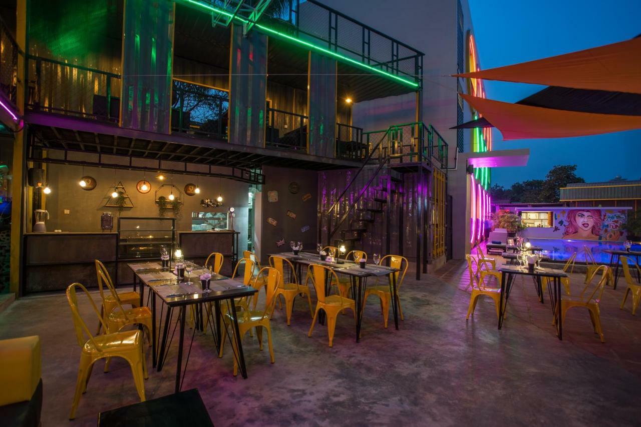 White Rabbit Hostel Siem Reap (Adults Only) Exterior foto